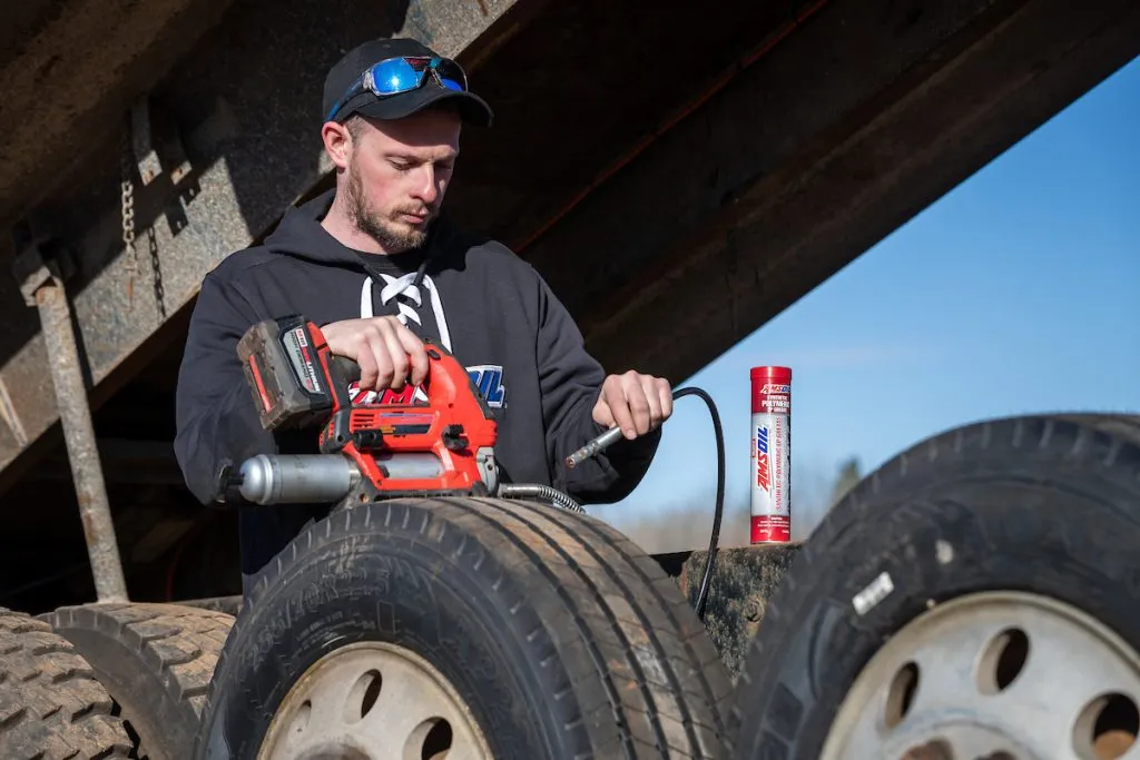 Amsoil Grease being used